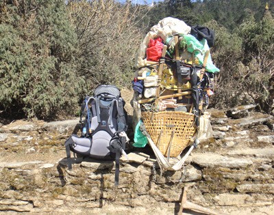 Porters are waiting for their jobs