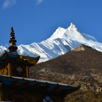 manaslu view from Shyala